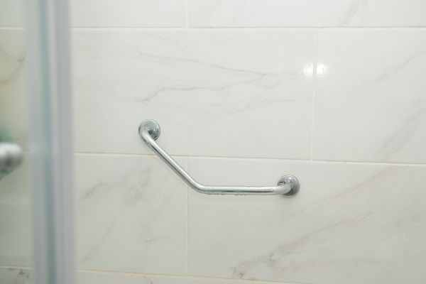 Cost of Toilet Grab Bar Installation in Arroyo Grande