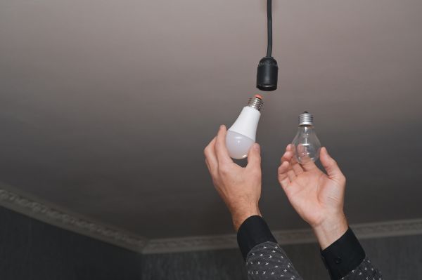 Cost of Light Bulbs Replacement in Arroyo Grande