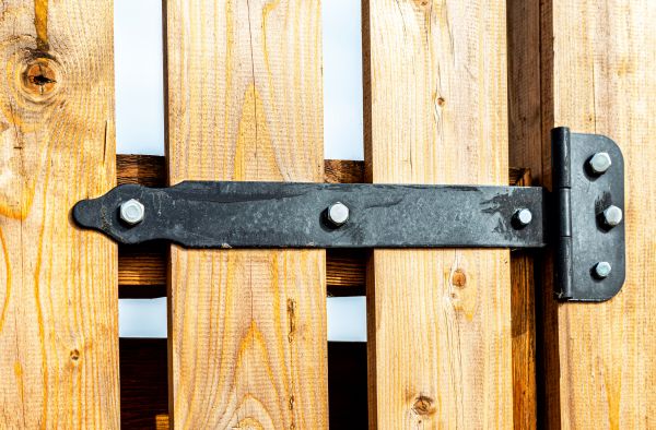 Cost of Gate Hinge Repair in Arroyo Grande